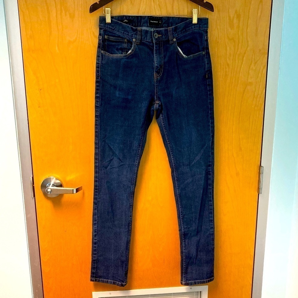 FRANK & OAK Sz 30 x 32 Dark Wash Dylan Slim Jeans